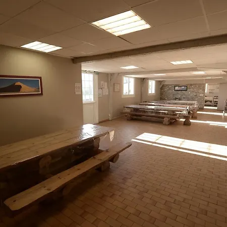 Gites Menditarrena Hostel