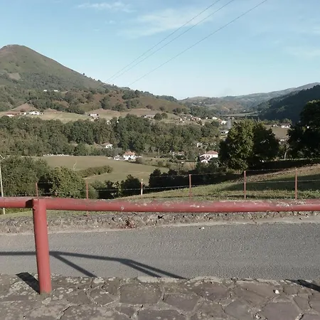 Gites Menditarrena Hostel Bidarray
