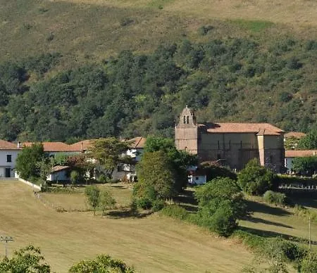Gites Menditarrena Hostel *